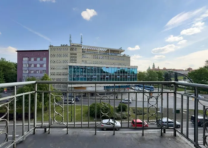 Castle View Krasinskiego Avenue